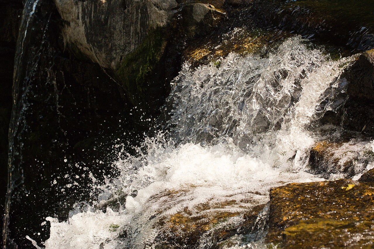 Close view of falling water and rocks at Minneopa State Park near Mankato